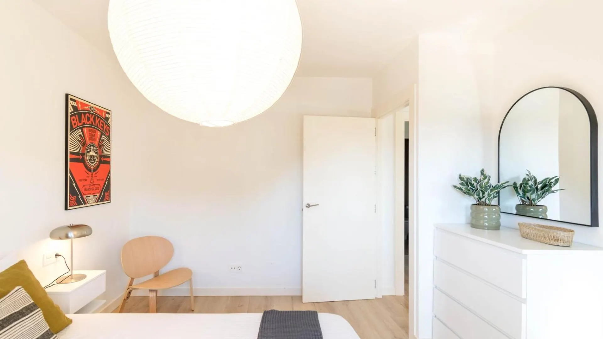 Piso Iturriondo, Espacioso Apartamento A 5 Minutos De Pamplona Huarte