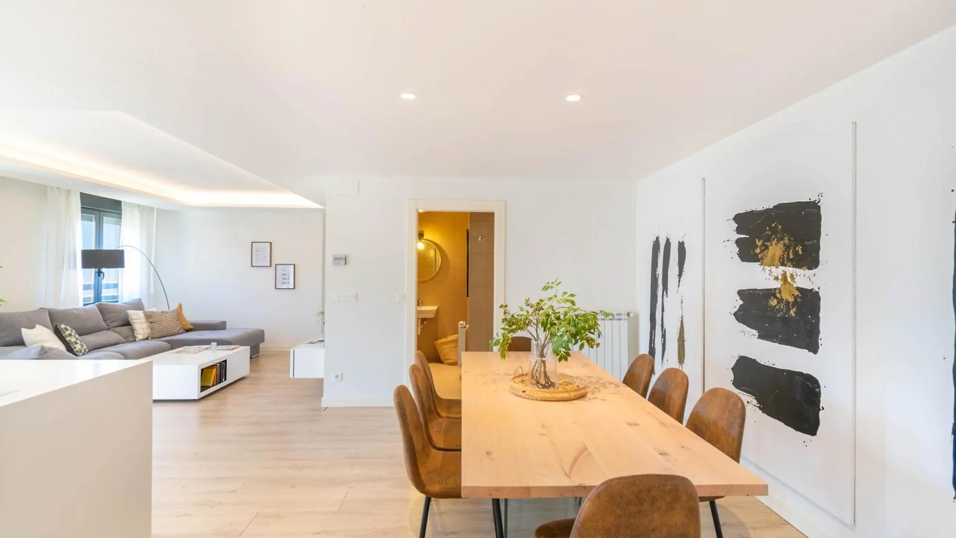 Apartment Piso Iturriondo, Espacioso Apartamento A 5 Minutos De Pamplona Huarte