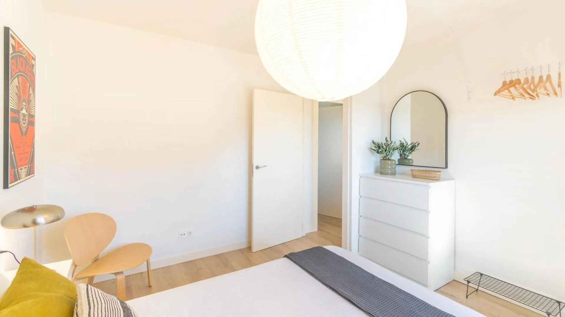Piso Iturriondo, Espacioso Apartamento A 5 Minutos De Pamplona Huarte 0*,